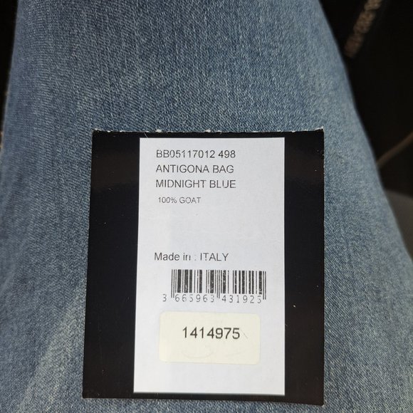 Givenchy hand bag - Picture 2 of 8